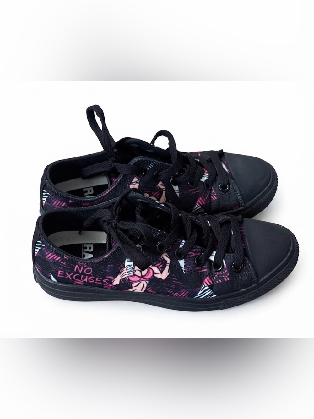 RAAD Athletic shoes Black and Pink Women's canvas Sneakers